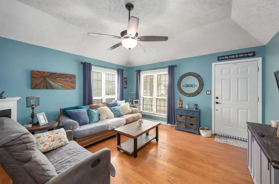 19 Madelyn Cv, Oakfield, TN 38362 - #2