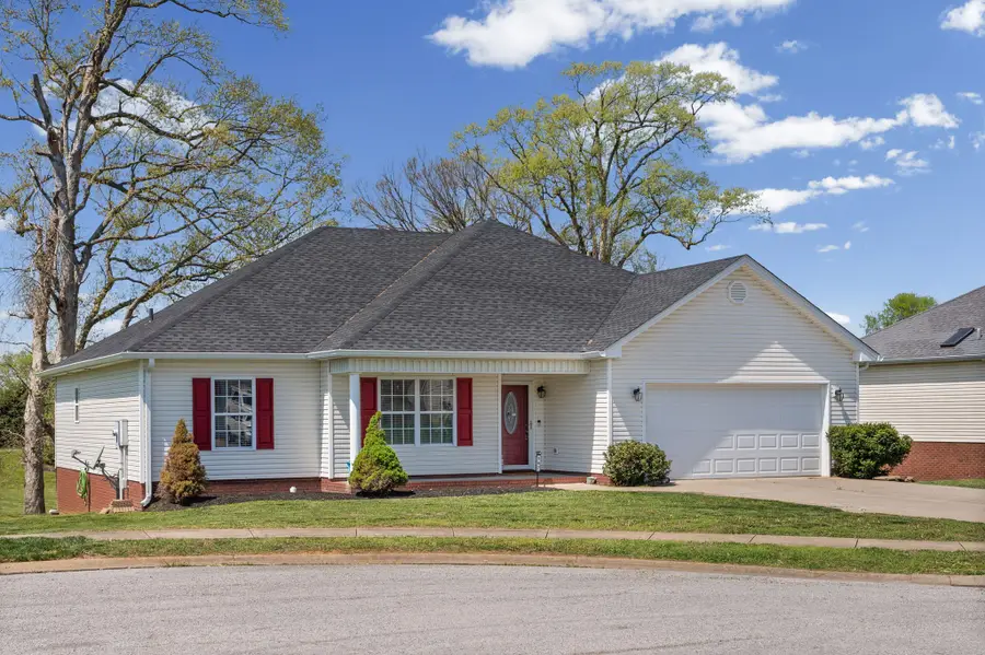 107 Lurlington Ct, Hopkinsville, KY 42240 - #2