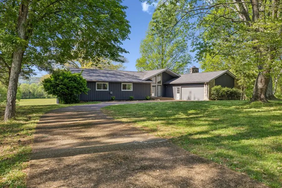 737 Maynard Ln, Columbia, TN 38401 - #2