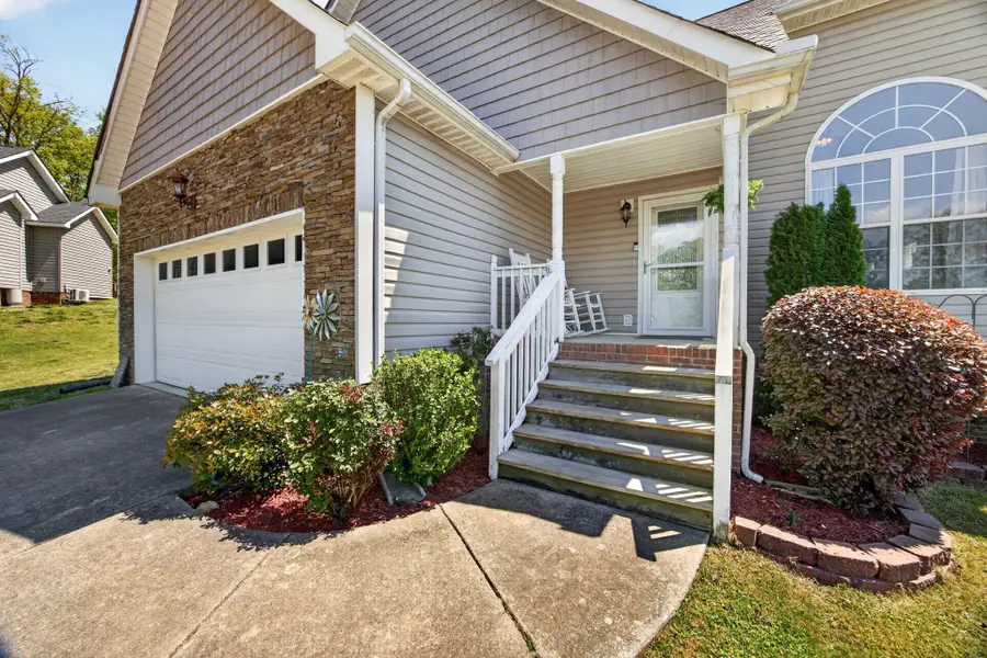 9680 Slippery Elm Ln, Soddy Daisy, TN 37379 - #2