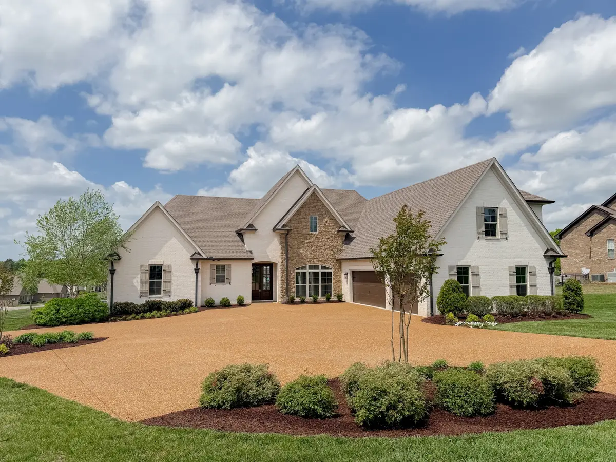 2308 Cages Bend Rd, Gallatin, TN 37066 - #1