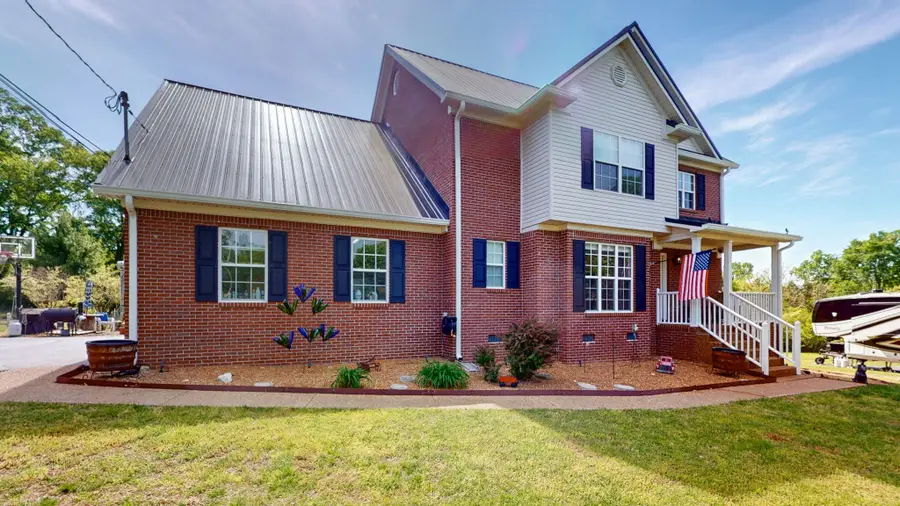 1109 Stonehenge Ct, Columbia, TN 38401 - #3