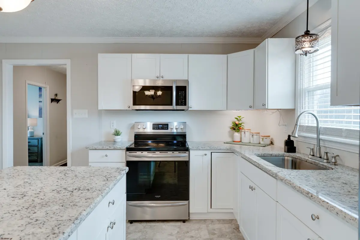 5107 Austin Peay Hwy, Westmoreland, TN 37186 - #1