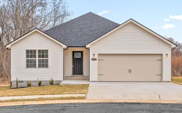 318 Tisha Ct, Clarksville, TN 37042