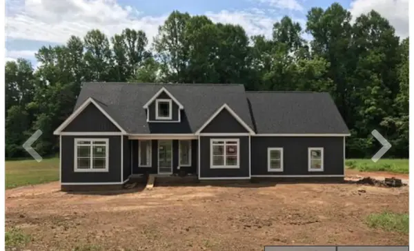 1521 Liberty Rd, Charlotte, TN 37036