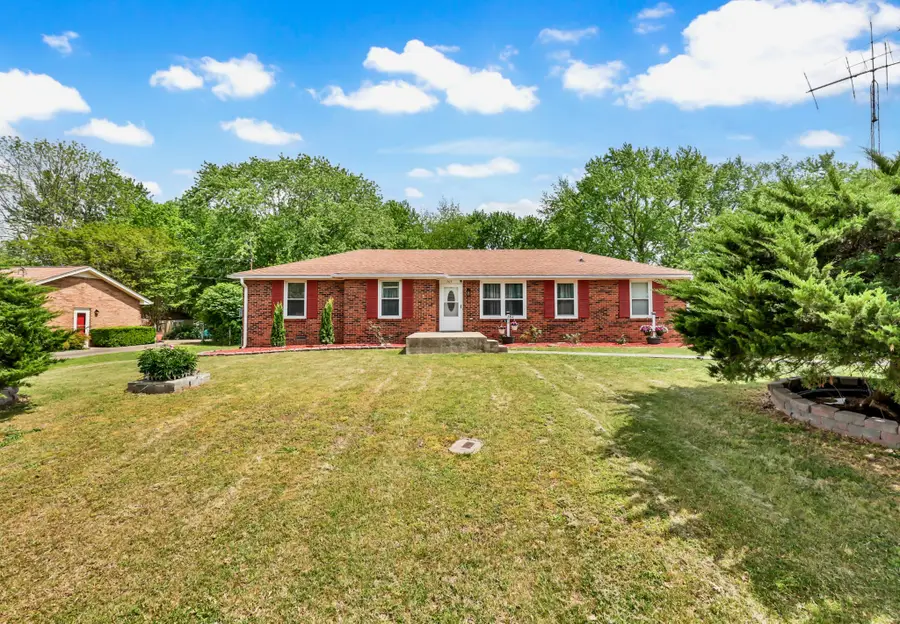 365 Sandlewood Dr, Clarksville, TN 37040 - #2