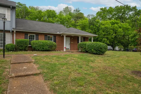 5601 Country Dr #213, Nashville, TN 37211