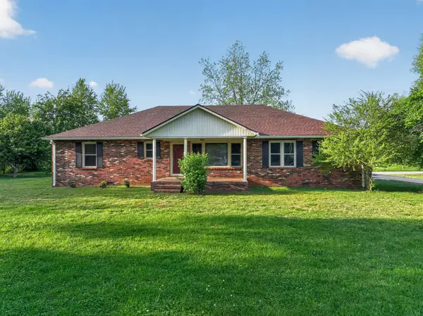 2232 Oakhaven Dr, Murfreesboro, TN 37129