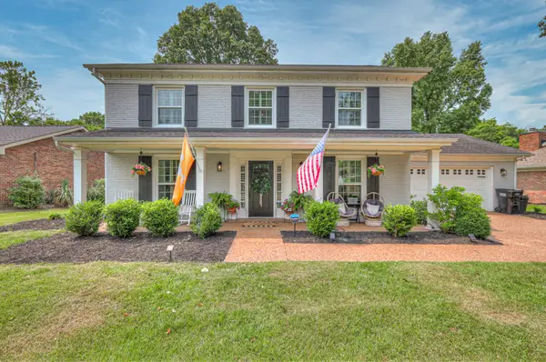 1027 Boxwood Dr, Franklin, TN 37069