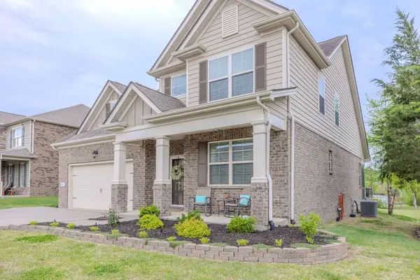 5793 Napa Valley Dr, Smyrna, TN 37167