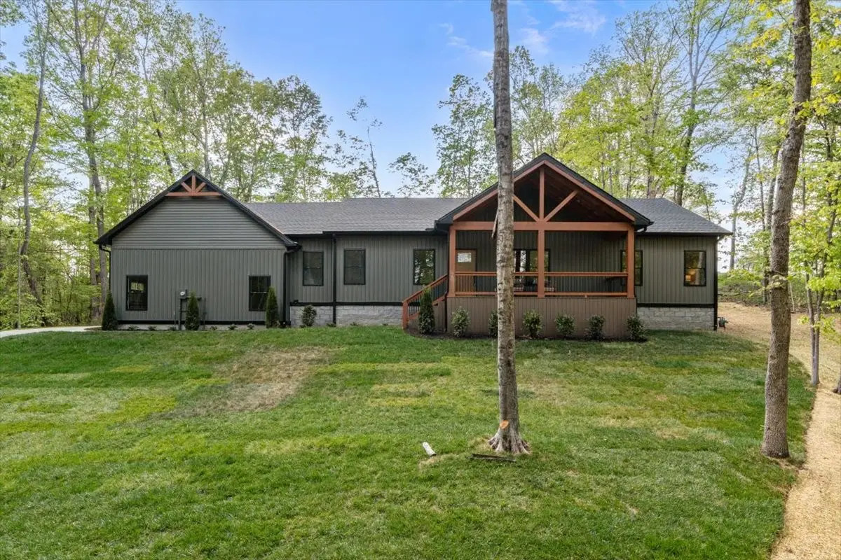 827 Town Branch Rd, Charlotte, TN 37036 - #1