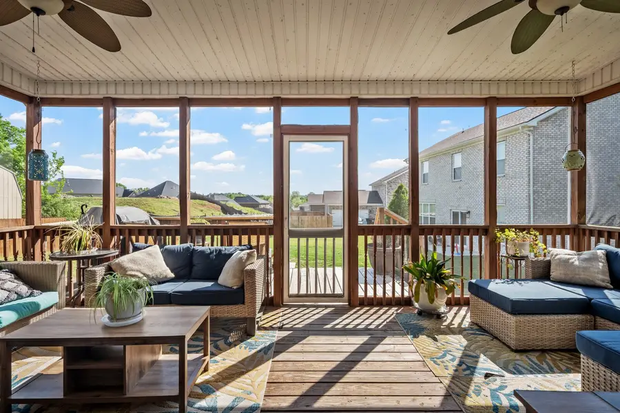 2848 Meadow Gln, Mount Juliet, TN 37122 - #2