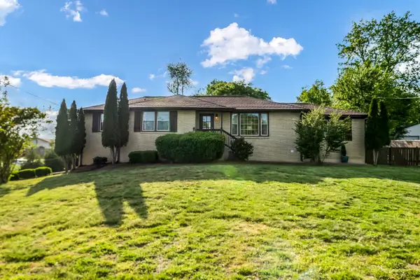 133 Clearview Cir, Hendersonville, TN 37075