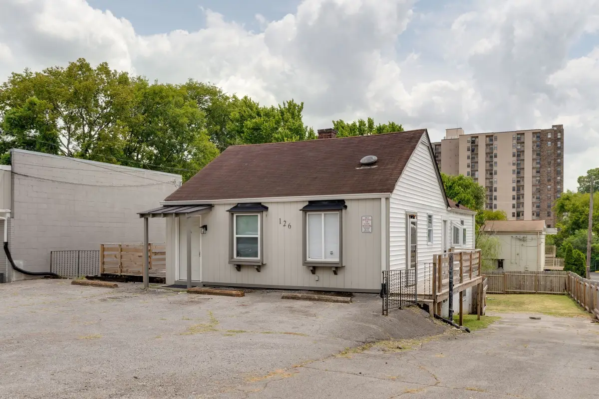 126 Emmitt Ave, Madison, TN 37115 - #1