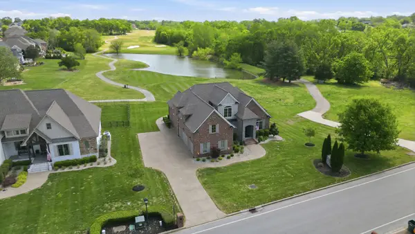 307 Five Oaks Blvd, Lebanon, TN 37087