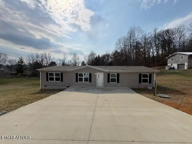215 Westerly Drive, Mosheim, TN 37818 - #1