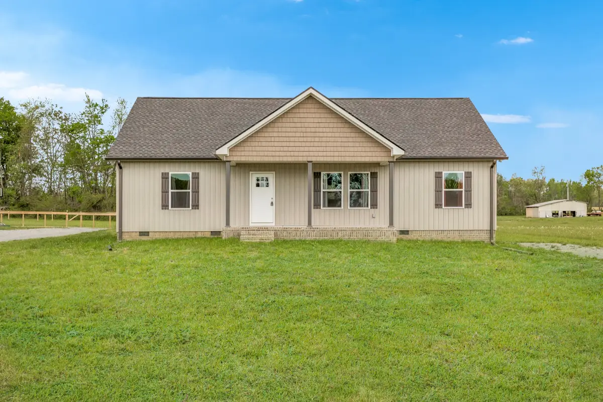 3268 Hwy 52 E, Lafayette, TN 37083 - #1