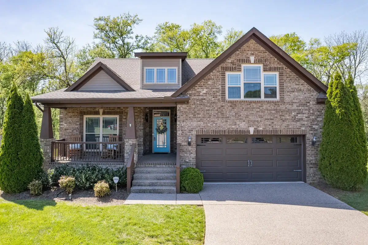 3021 Foust Dr, Spring Hill, TN 37174 - #1