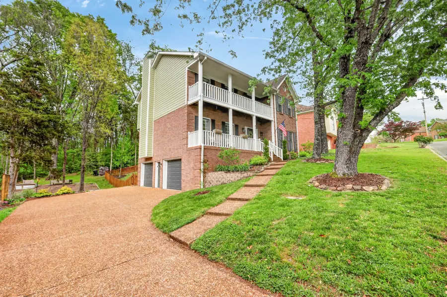 4321 Oakcrest Ln, Hermitage, TN 37076 - #3