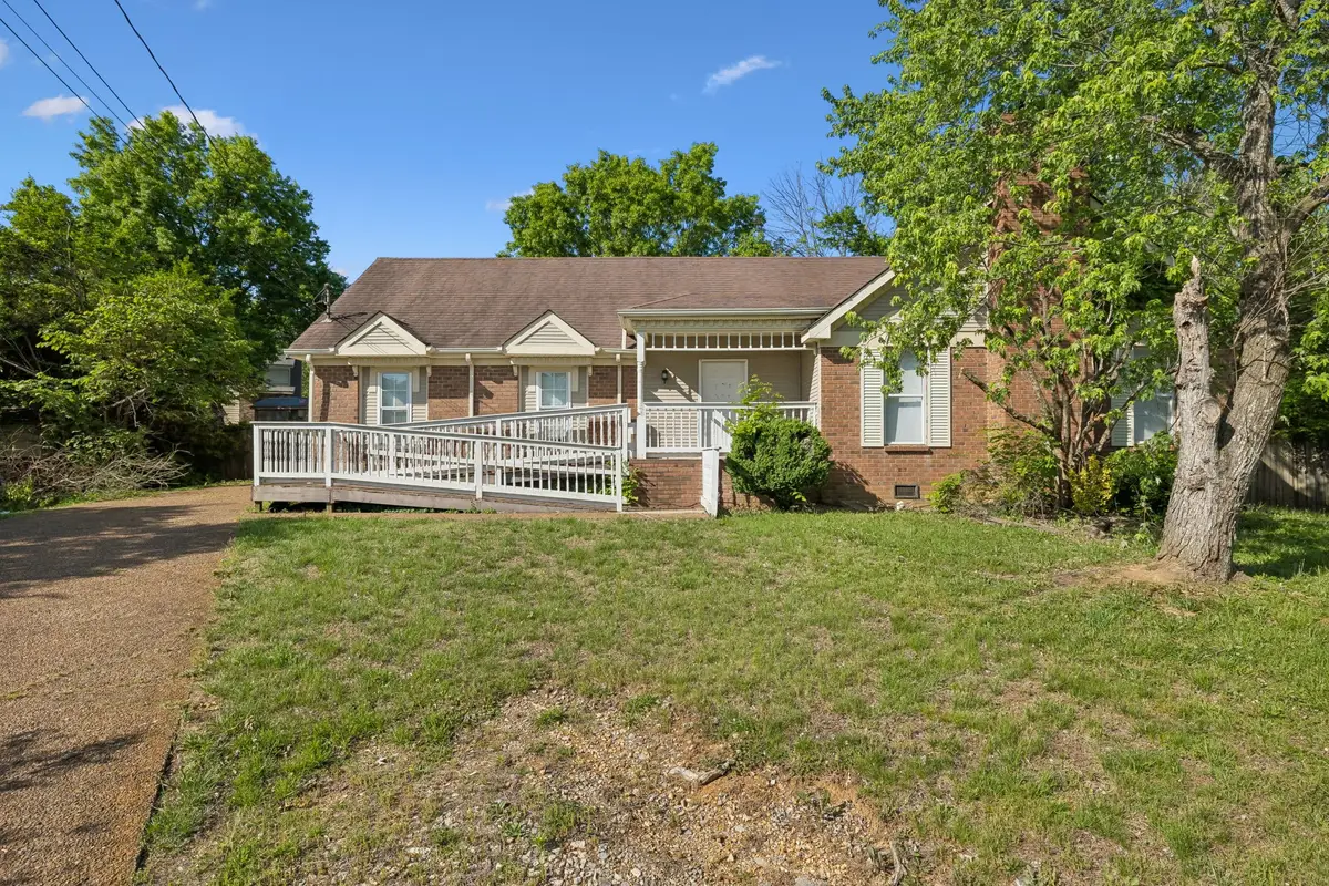 3104 Country Lawn Dr, Antioch, TN 37013 - #1