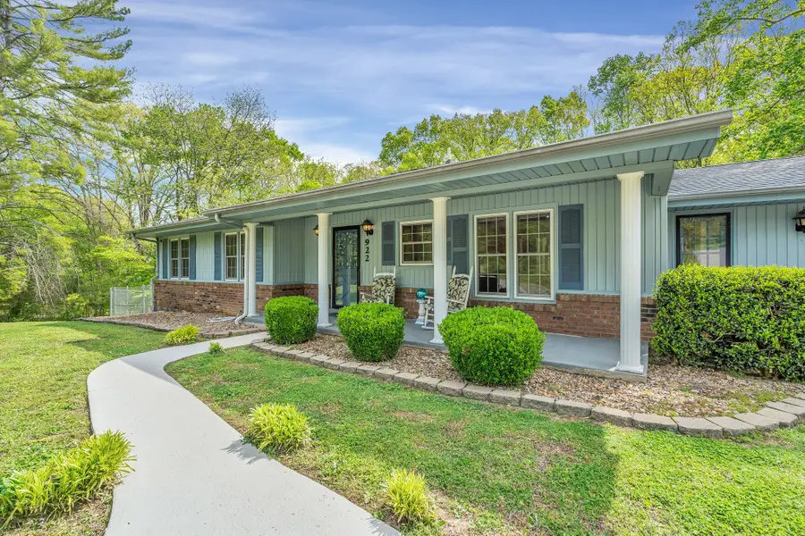 922 Hayes Rd, Lawrenceburg, TN 38464 - #3