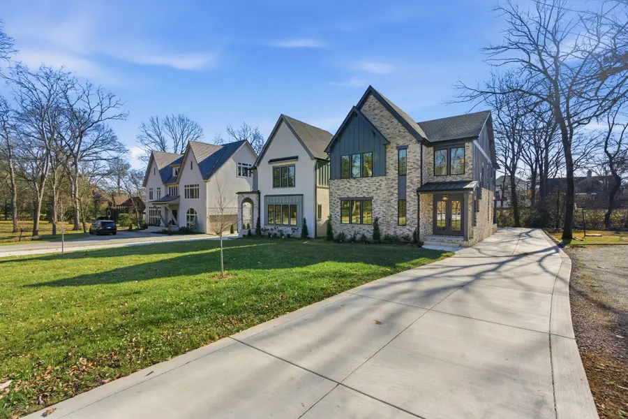 1525 Graybar Ln, Nashville, TN 37215 - #3