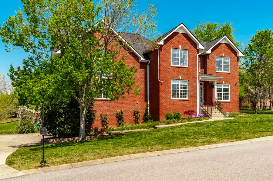 135 N Wynridge Way, Goodlettsville, TN 37072 - #2