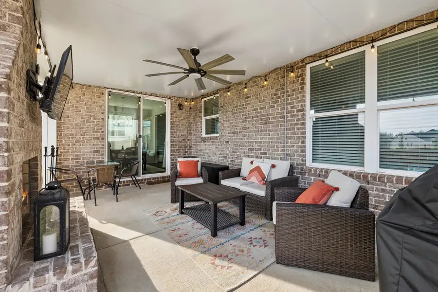 809 Cawthorn Ln, Mount Juliet, TN 37122 - #3