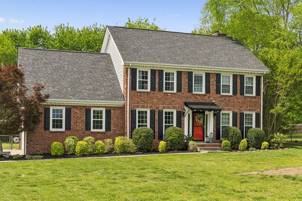 2884 Cages Bend Rd, Gallatin, TN 37066 - #1