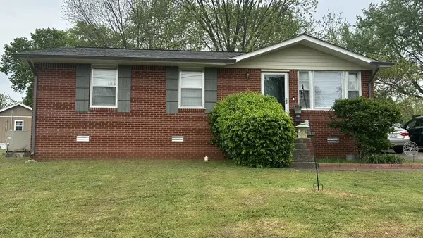 204 Crest Dr, Hopkinsville, KY 42240
