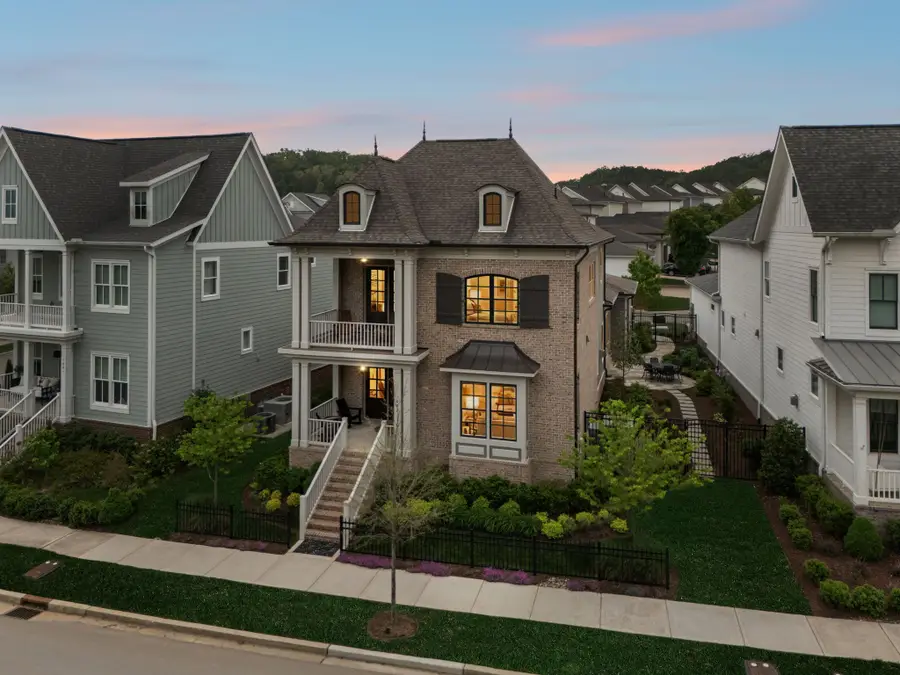 1007 Kathryn Ave, Franklin, TN 37064 - #2