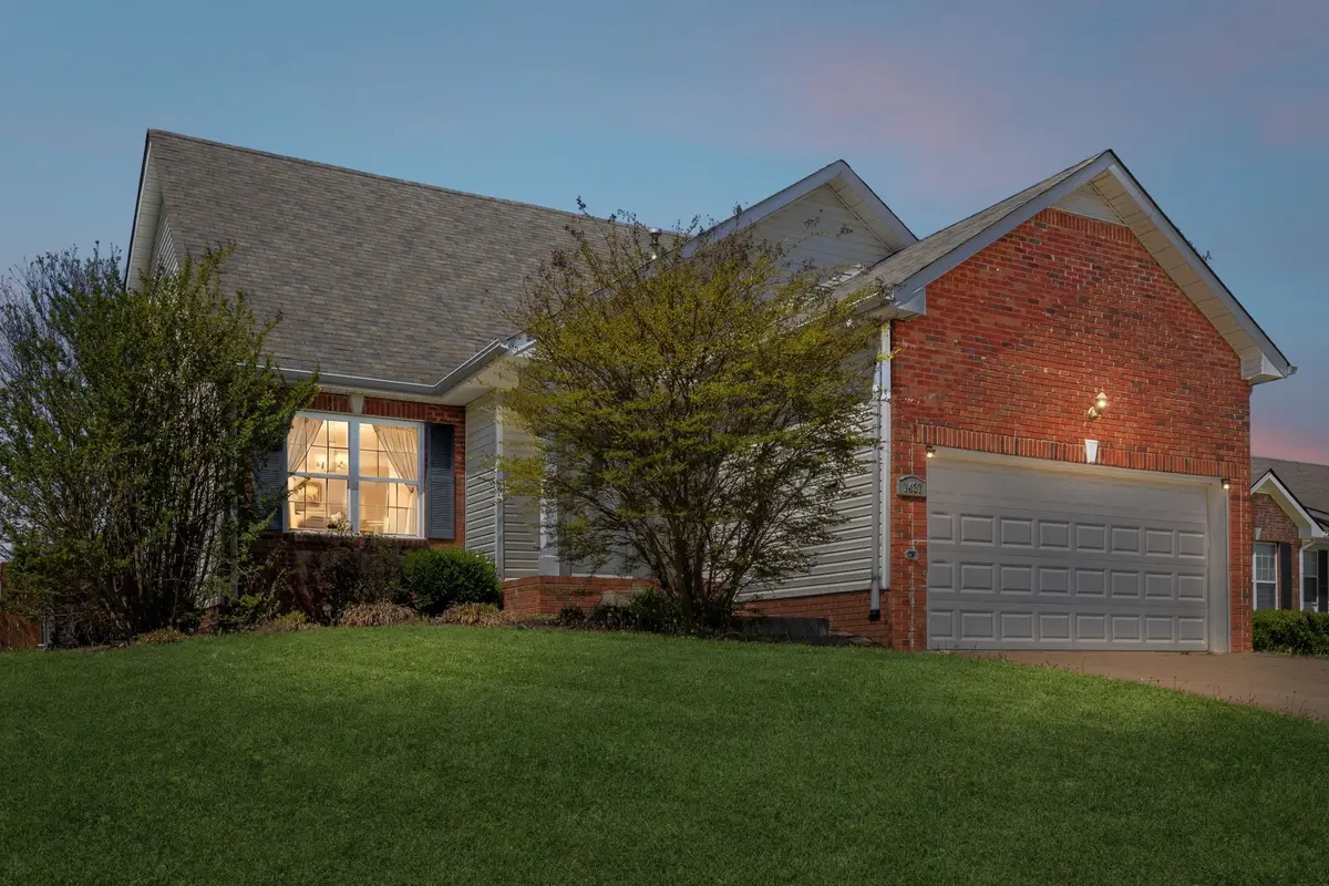 1437 Cedar Springs Cir, Clarksville, TN 37042 - #1