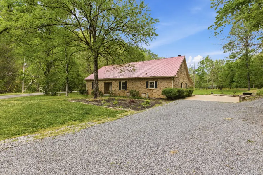 580 Defeated Creek Rd, Centerville, TN 37033 - #3
