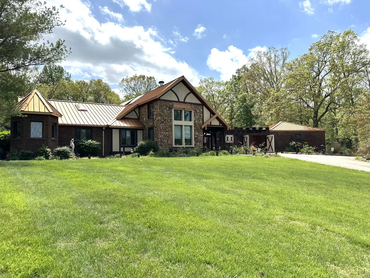 300 Hickory Ln, Greenville, KY 42345 - #1