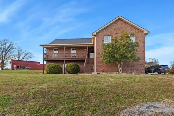 699 Puckett Rd, Watertown, TN 37184