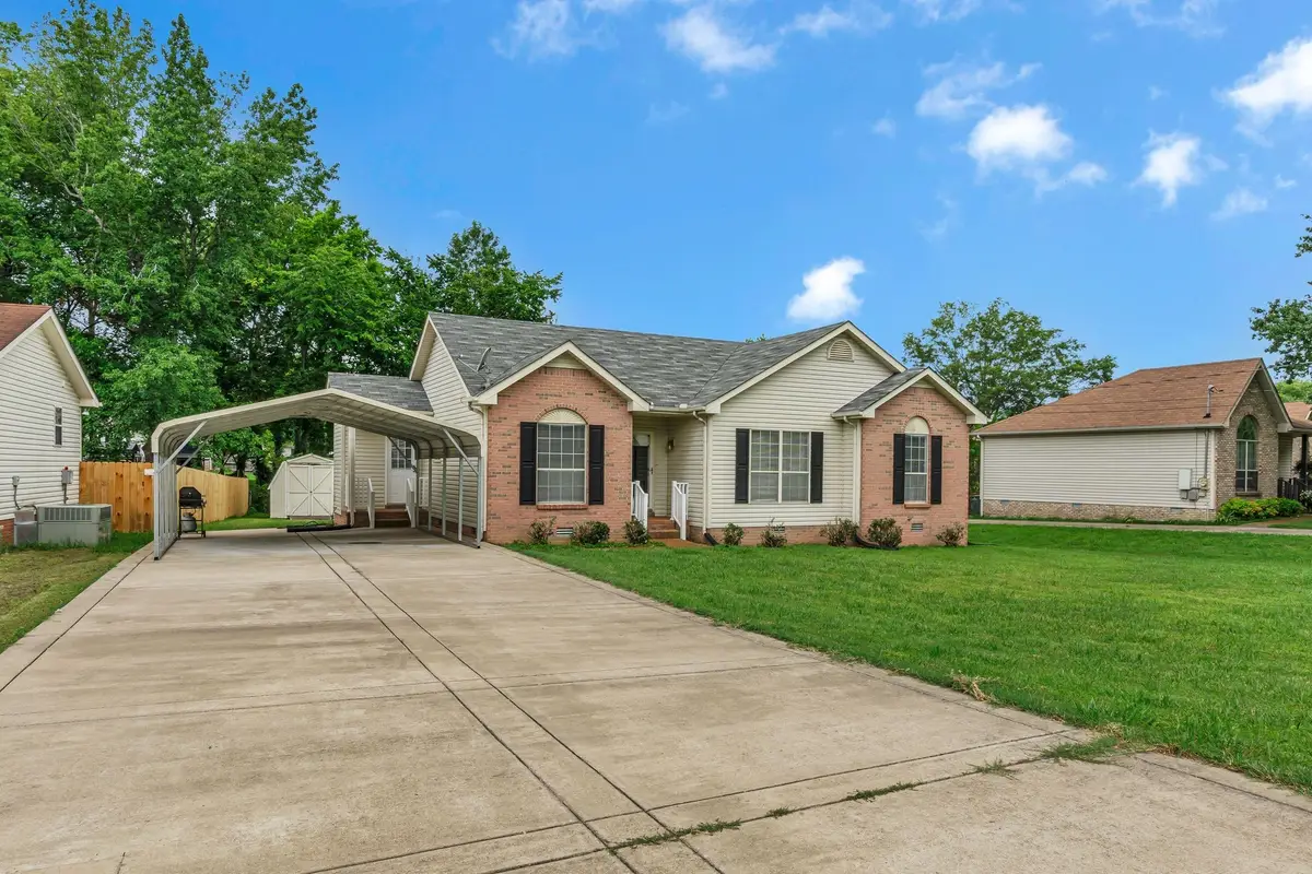 110 Sycamore Dr, White House, TN 37188 - #1