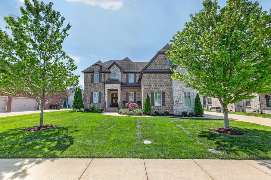 714 Dallas Ct, Murfreesboro, TN 37130 - #2