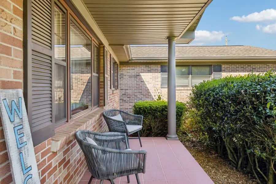 205 Houghton Dr, Winchester, TN 37398 - #3