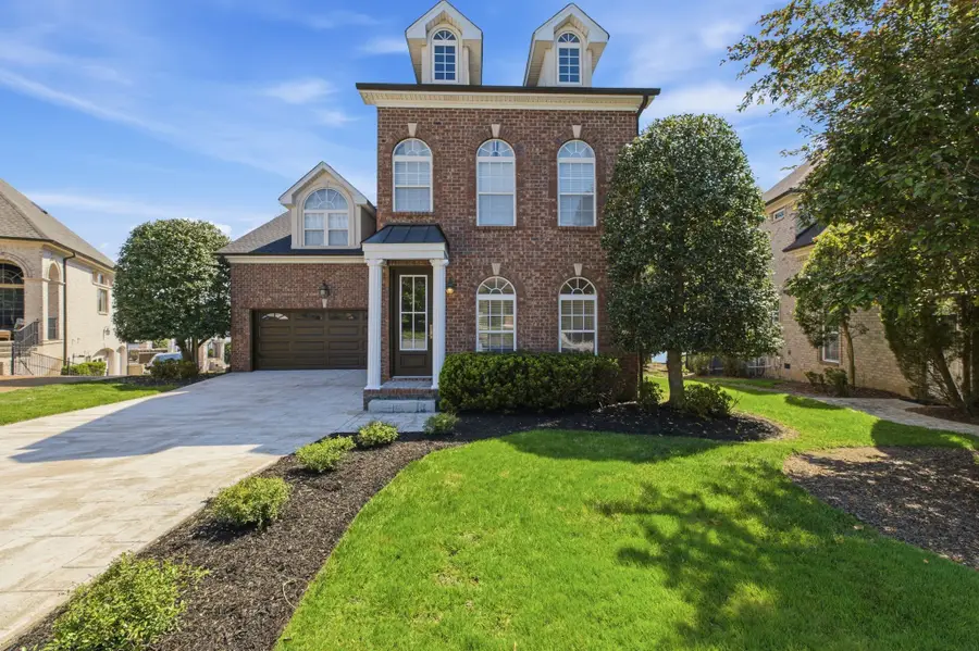 1046 Isaac Franklin Dr, Gallatin, TN 37066 - #3