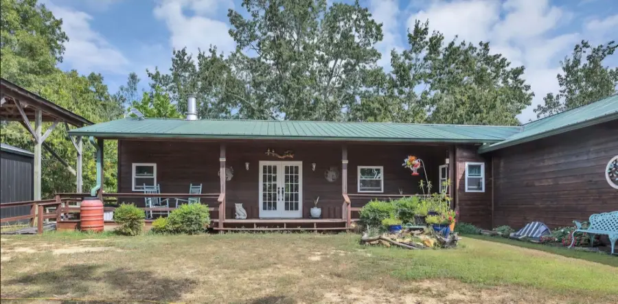 3519 Owl Hollow Rd, Linden, TN 37096 - #2