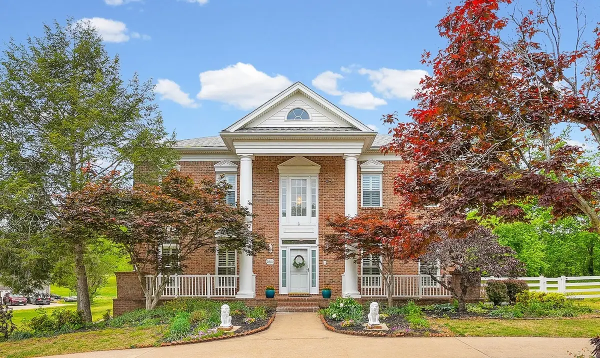 2850 Summer Lawn Dr, Clarksville, TN 37043 - #1