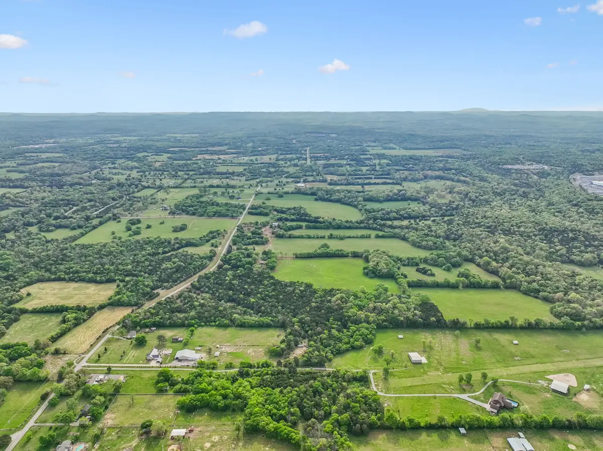 2310 Vesta Rd, Lebanon, TN 37090 - #1