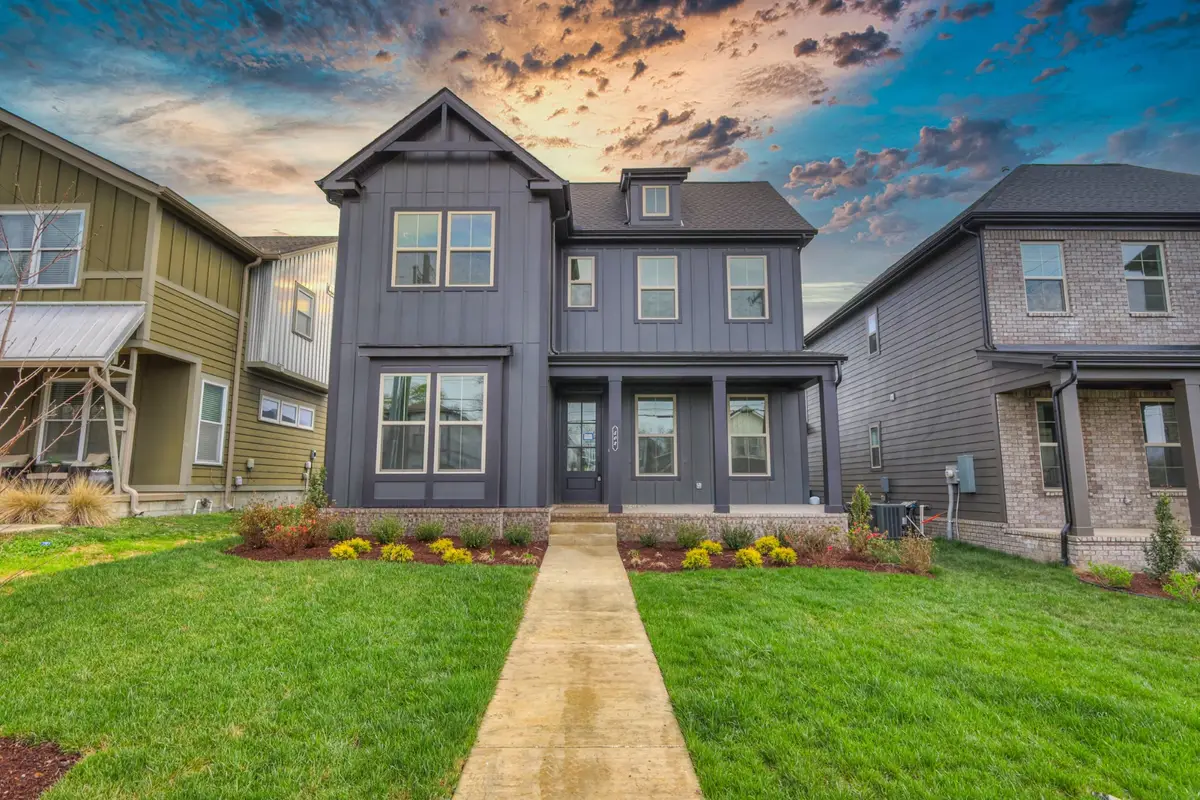 502 Eastboro Dr, Nashville, TN 37209 - #1