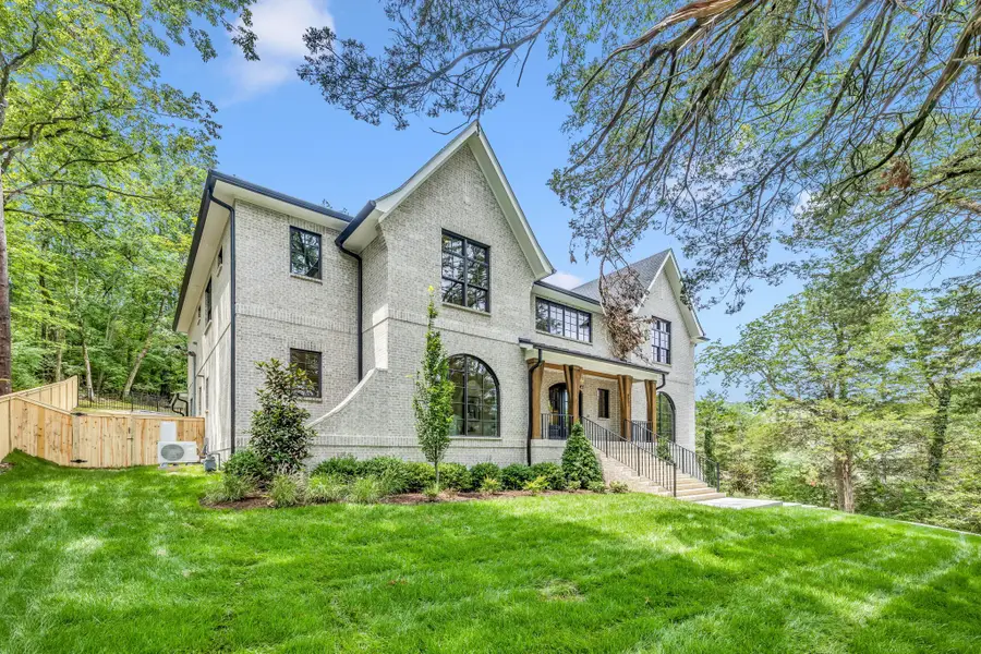 6551 Brownlee Dr, Nashville, TN 37205 - #3