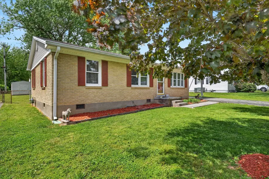 415 Elaine Dr, Hopkinsville, KY 42240 - #2