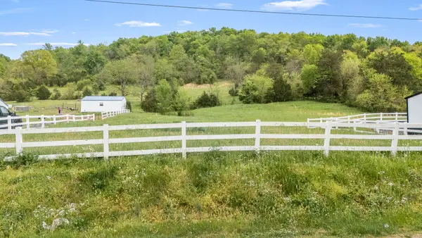 1036 Locke Creek Rd, Readyville, TN 37149