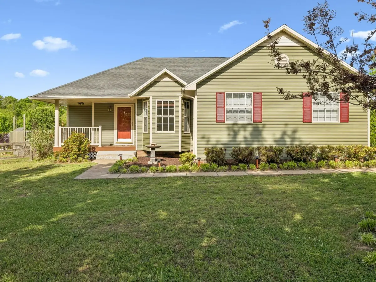 136 Oak Valley Dr, Spring Hill, TN 37174 - #1