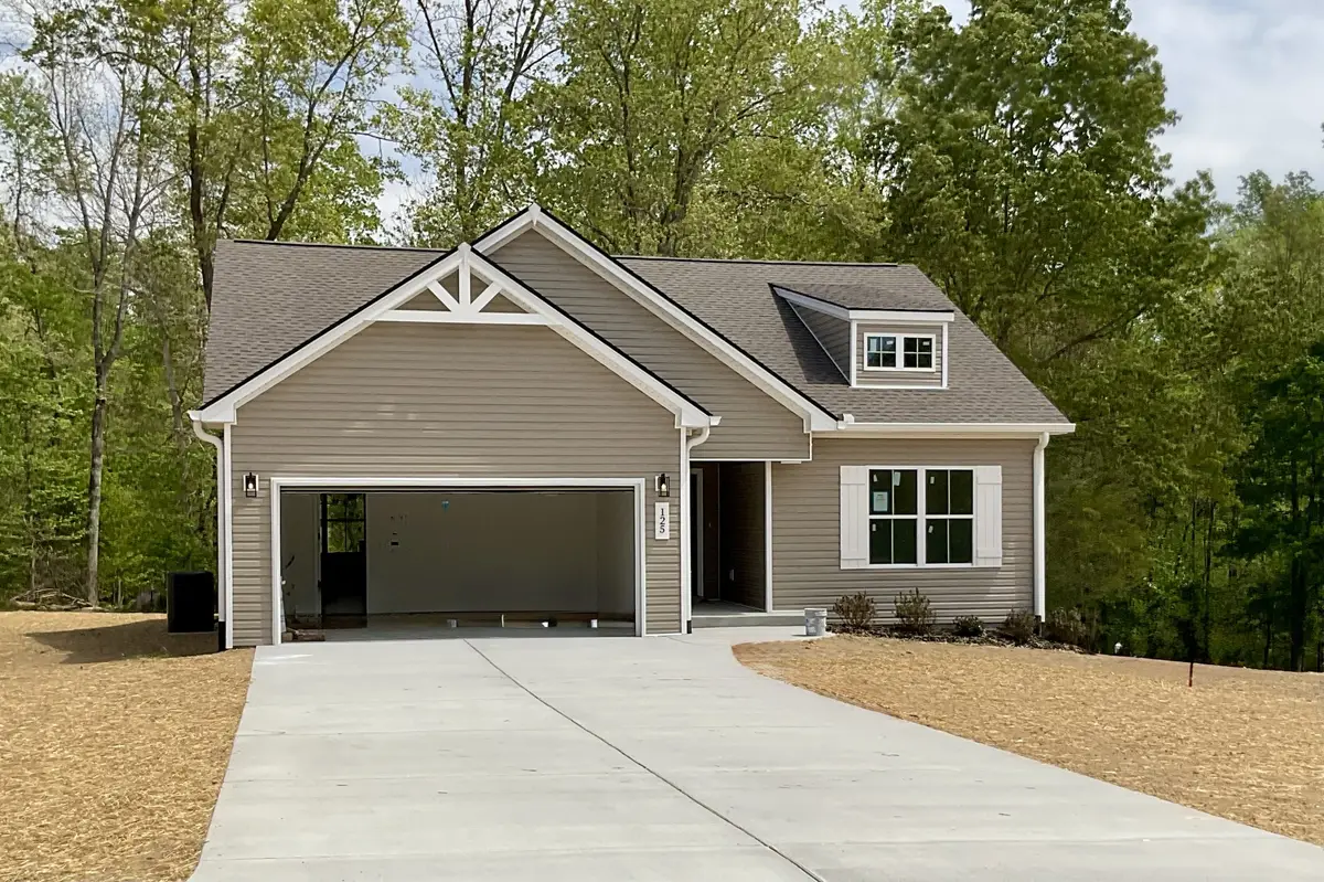 125 Morgan Ln, Dickson, TN 37055 - #1