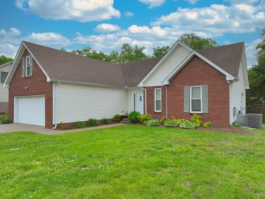 121 Brookview Cir, Goodlettsville, TN 37072 - #2
