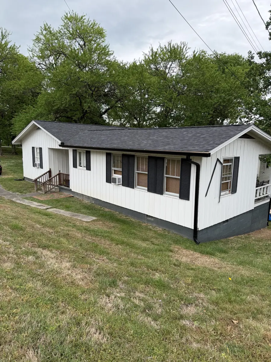 901 E College St, Pulaski, TN 38478 - #2